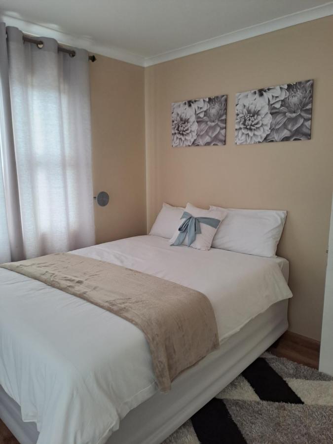 Elim Self Catering Apartment Fisherhaven Luaran gambar