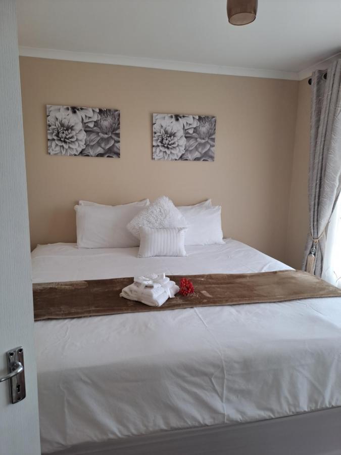 Elim Self Catering Apartment Fisherhaven Luaran gambar