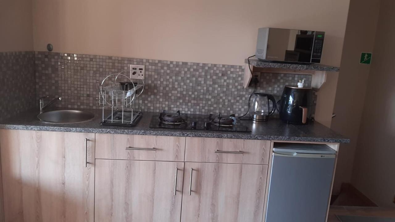 Elim Self Catering Apartment Fisherhaven Luaran gambar